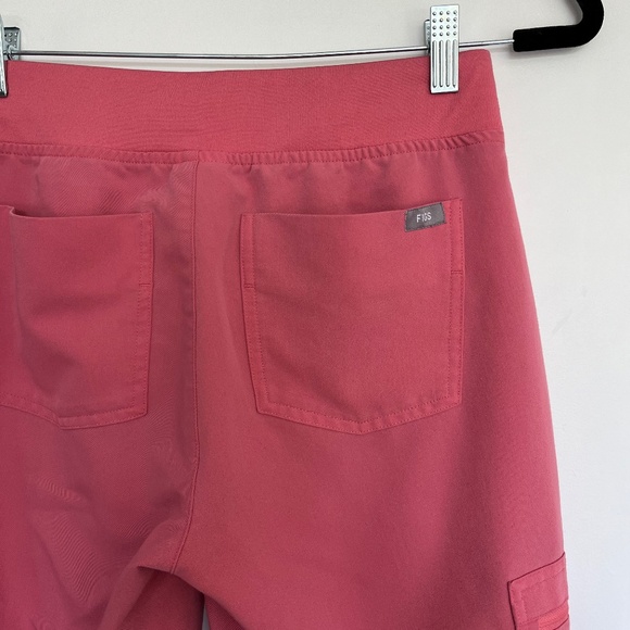 SOLD FIGS Zamora Jogger Scrub Pants Pink size Women's XS - Picture 6 of 10